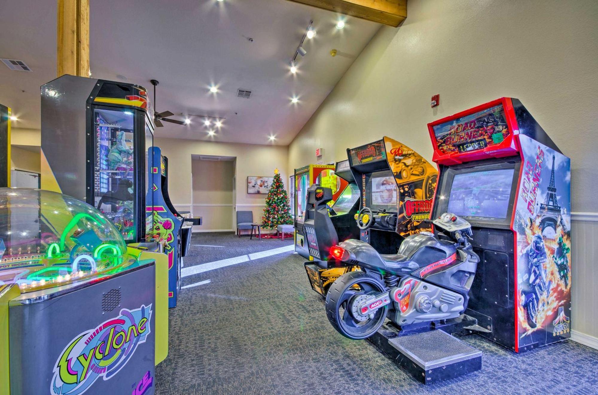 Ground-Floor Branson Condo With Community Perks Экстерьер фото